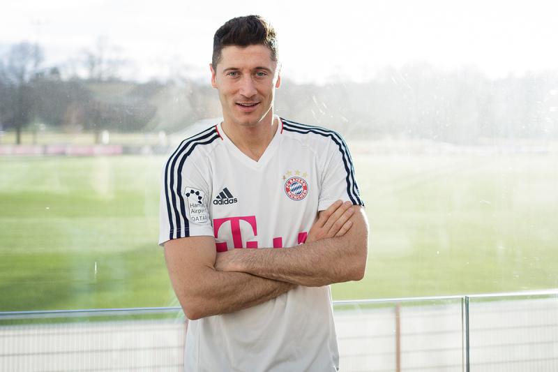 Lewandowski thông báo với đồng đồi về việc rời Bayern - Bóng Đá