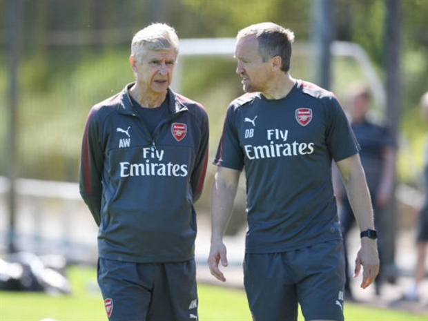 Đã hết mục tiêu, dàn sao Arsenal vẫn quyết tặng quà cho Wenger - Bóng Đá