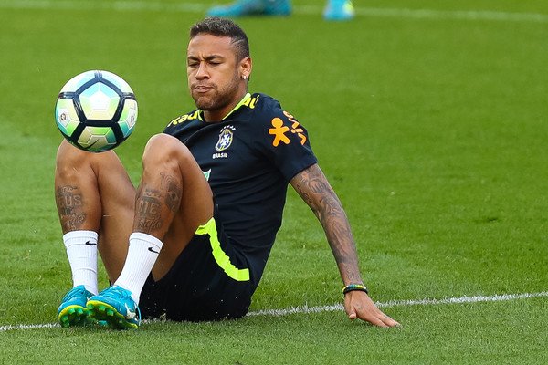 Neymar có thể vắng mặt trong trận ra quân với Thụy Sỹ - Bóng Đá