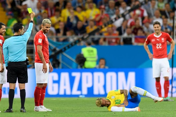 Neymar khoe ảnh sưng to sau màn triệt hạ của Thụy Sỹ  - Bóng Đá