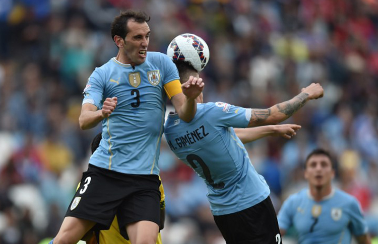 Hàng thủ Uruguay, chuyện không đùa dành cho Ronaldo - Bóng Đá