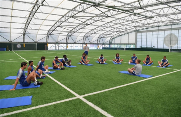 Không Conte, không Sarri, Chelsea tập luyện thế nào? - Bóng Đá