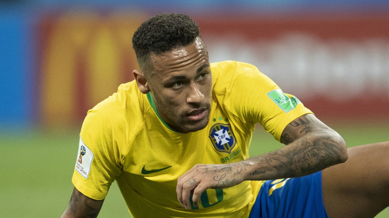 Neymar rồi cũng thành 'tội đồ' như Messi - Bóng Đá