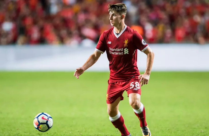 Ben Woodburn đã được Liverpool cho đi tu nghiệp 1 năm.