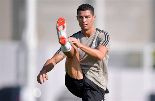 Ronaldo bắt đầu hành trình tìm lại chính mình tại Turin - Bóng Đá
