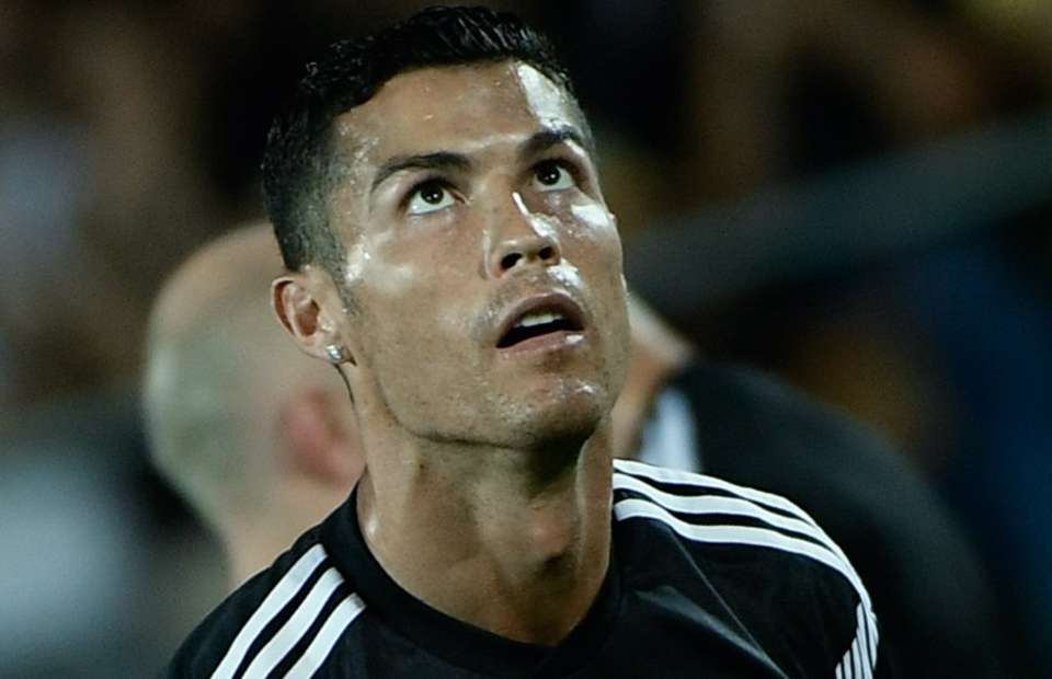 Ronaldo nhận đặc ân, fan Juventus giận sôi máu - Bóng Đá