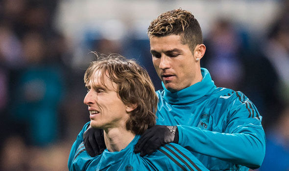 Lên đỉnh lần thứ 2, Modric làm điều bất ngờ khi nhắc về Ronaldo - Bóng Đá