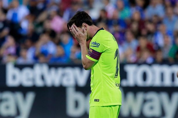 Trong một ngày Messi trở nên vô hại, Barcelona đã có trận thua bẽ bàng trước Leganes.