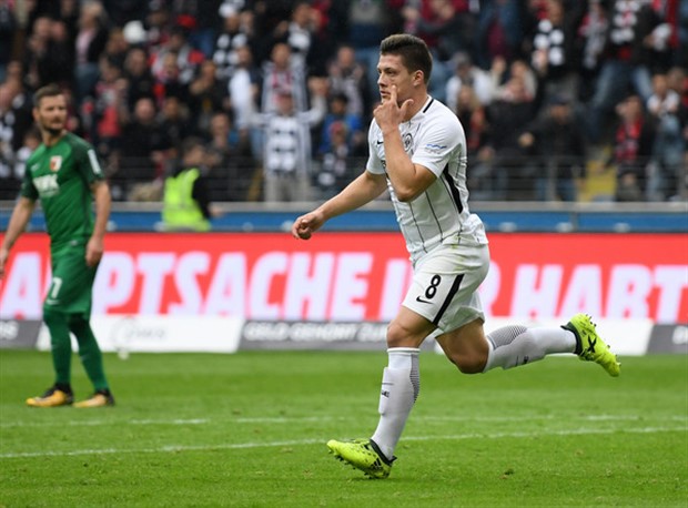 Liên tục nổ súng, Ronaldo vẫn bật khỏi danh sách dội bom tại châu Âu - Bóng Đá