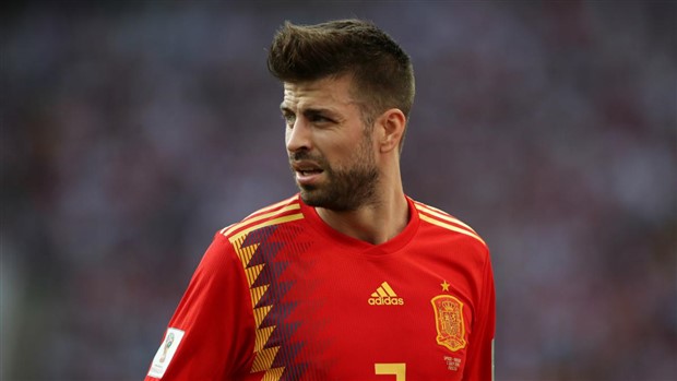 Trung vệ Gerard Piqué