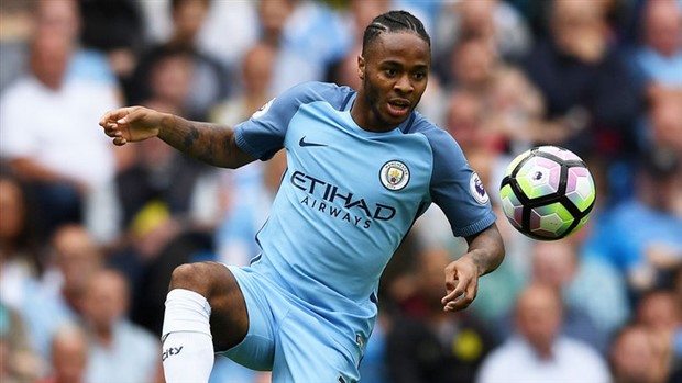 Tiền đạo trái: Raheem Sterling (Manchester City)
