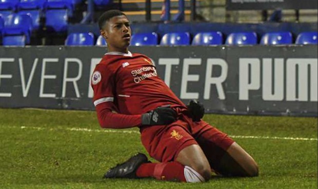 Trong 21 lần ra sân trong màu áo U23 Liverpool, Brewster cũng đã gây được ấn tượng mạnh với 9 bàn thắng cùng 9 đường kiến tạo.