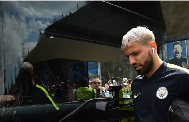 Tâm trạng trái chiều của Liverpool và Man City trước giờ G - Bóng Đá