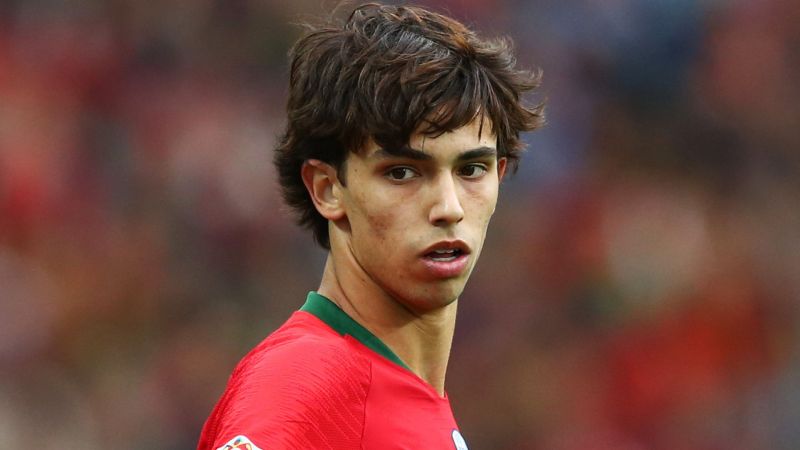 Mục tiêu trăm triệu của Man Utd: