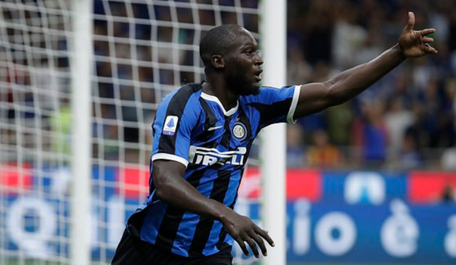 Thầy của Lukaku mừng vì học trò