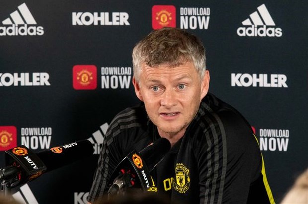 Kỷ lục 16 năm của Man Utd sẽ mất vì hàng thủ? - Bóng Đá