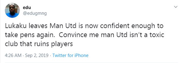 "Rời Man Utd, và giờ Lukaku đã đủ tự tin để thực hiện phạt đền. Hãy thuyết phục tôi là Man Utd không quá độc ác khi hủy hoại các cầu thủ đi."