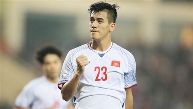 CĐV Việt Nam xôn xao với
