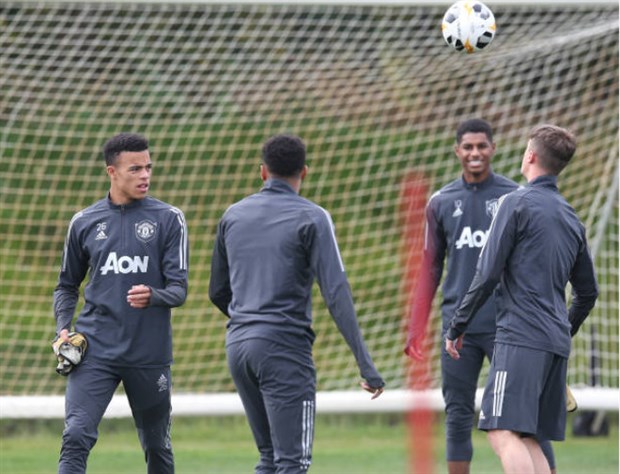 Ảnh tập Man Utd - Bóng Đá