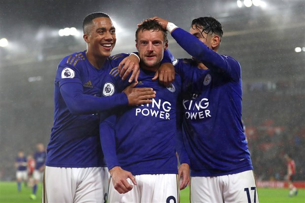 Nhìn Leicester