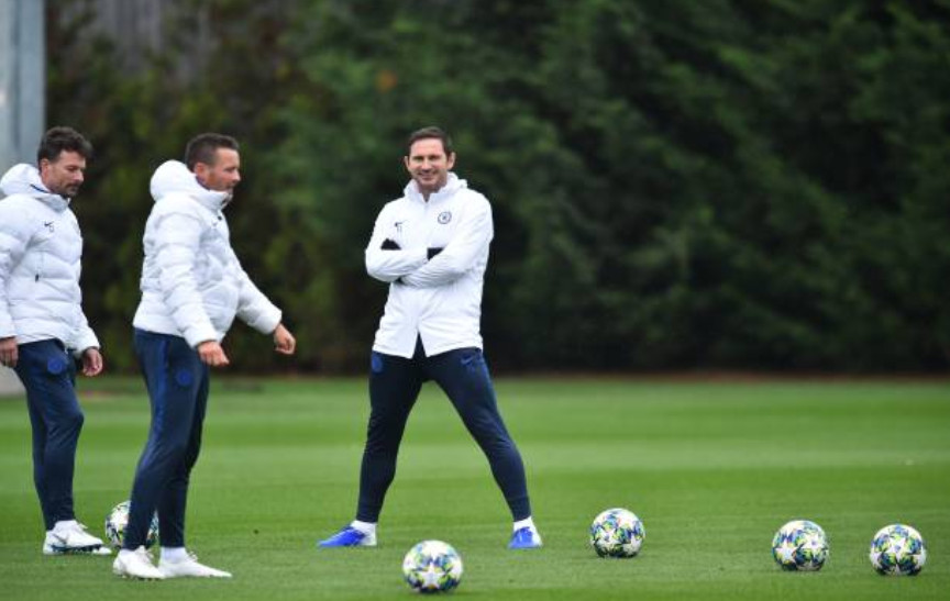 Cũng cần biết rằng Chelsea là đội bóng duy nhất có được chiến thắng trước Ajax trong hơn 2 tháng trở lại đây.