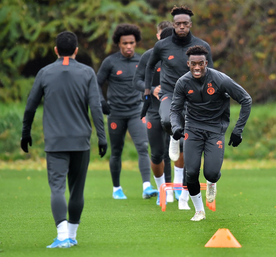 Với phong cách thi đấu mà Chelsea lẫn Ajax đang hướng tới, khả năng rất cao rạng sáng mai sẽ có một cơn mưa bàn thắng xuất hiện tại London.