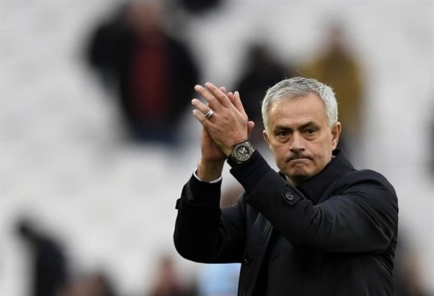 1 trận của Mourinho bằng cả mùa của Pochettino - Bóng Đá