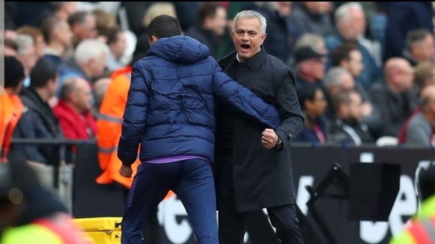 1 trận của Mourinho bằng cả mùa của Pochettino - Bóng Đá