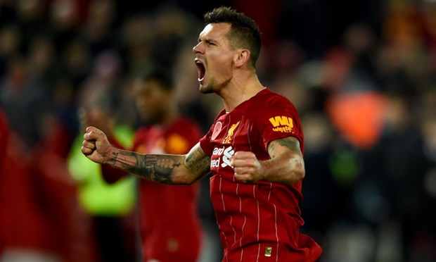 Hay nhất tháng, CĐV Liverpool chọn ra cái tên