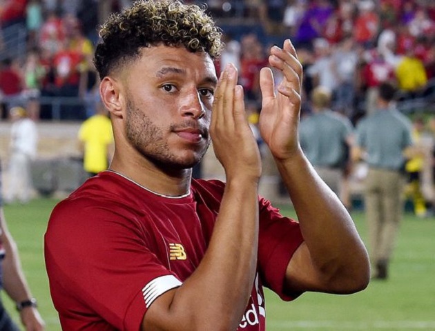 Oxlade-Chamberlain absent from Liverpool's squad ahead of Sevilla game - Bóng Đá