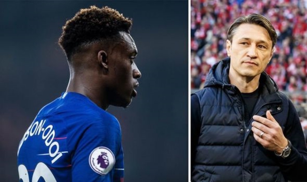 Lạ chưa đến cả huyền thoại ManUtd cũng khuyên