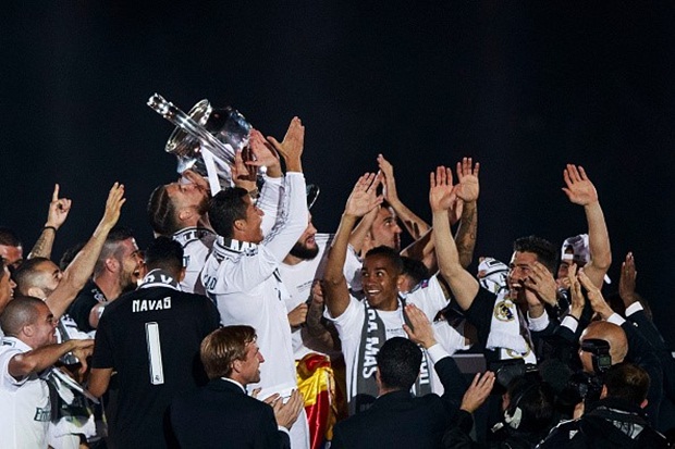 Nhiều người hy vọng chức vô địch Champions League sẽ chỉ sự khởi đầu cho bình minh ở Real, với Zidane trên ghế chỉ đạo. Ảnh: Internet.
