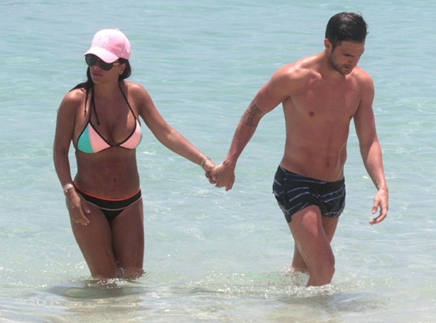 Fabregas và Semann hiện là cặp đôi đẹp và đình đám. Ảnh: Internet.