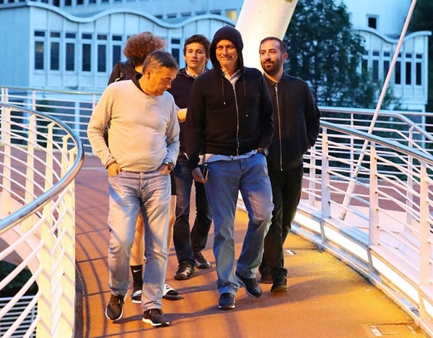 mou2