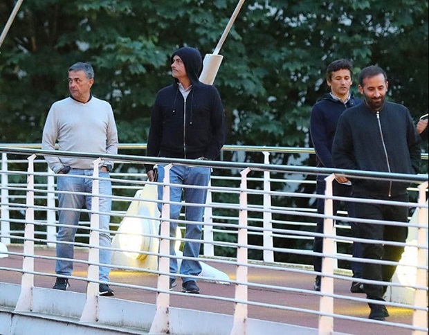 mou4
