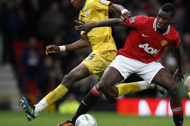 Pogba trong những ngày đầu khoác áo MU. Ảnh: Internet.