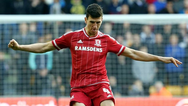 Trung vệ Daniel Ayala (West Brom 0-0 Middlesbrough): Không thể đòi hỏi hơn ở một cầu thủ vừa mới trở lại sau chấn thương. Ayala mắc khá nhiều sai lầm và chỉ có may mắn mới giúp "The Boro" rời sân Hawthorns với một điểm. Ảnh: Internet.