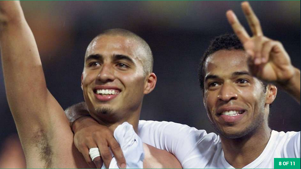 Pháp 1998-2000 (Thierry Henry, David Trezeguet, Nicolas Anelka, Youri Djorkaeff, Sylvain Wiltord, Christophe Dugarry): Euro 2000 là đỉnh cao của ĐT Pháp nói chung và Zinedine Zidane nói riêng. Với thế hệ vàng gồm những tiền đạo xuất sắc và hàng loạt may mắn đứng sau lưng, Pháp vô địch World Cup rồi đến Euro liên tiếp trong hai năm. Ảnh: Internet.