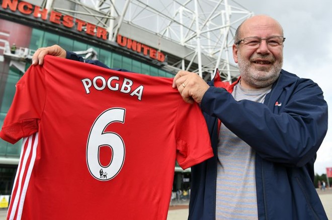 Áo đấu Pogba được tiêu thụ nhiều nhất kể từ đầu mùa giải 2016/17. Ảnh: Internet.