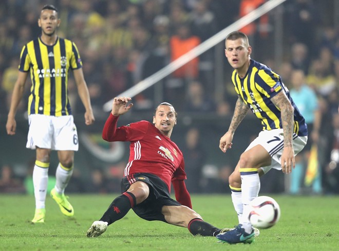 Ibra tịt ngòi, MU xuống dốc. Ảnh: Internet.