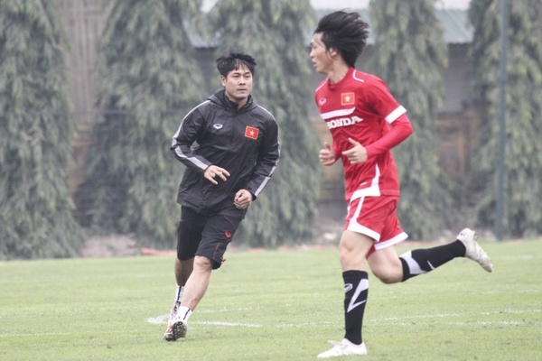 HLV Hữu Thắng đã có phương án thay thế Tuấn Anh?