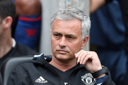 ... Mourinho còn lạc hậu hơn.