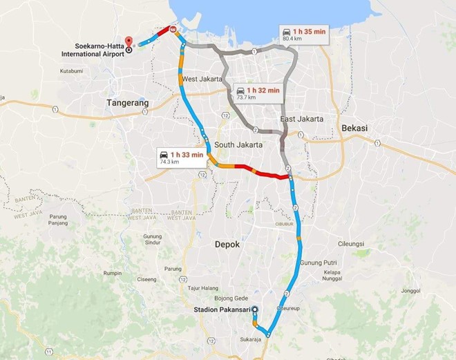 Theo tính toán của Google, thời gian từ sân bay quốc tế Sukarno - Hatta về địa điểm thi đấu mất 95 phút.