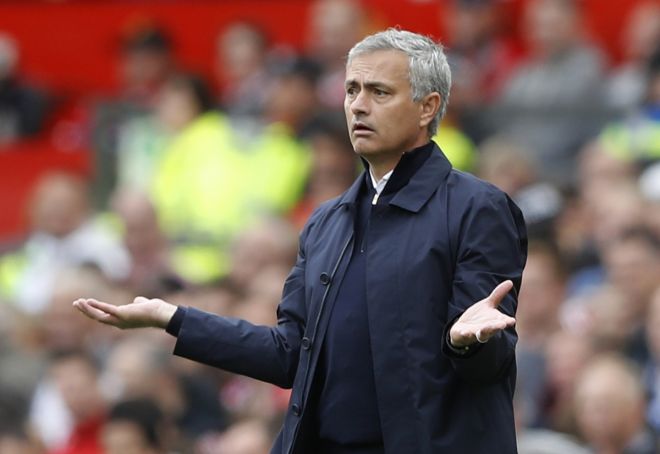Mourinho dần đánh mất sự quái kiệt đã từng làm nên tên tuổi. Ảnh: IBTimes.