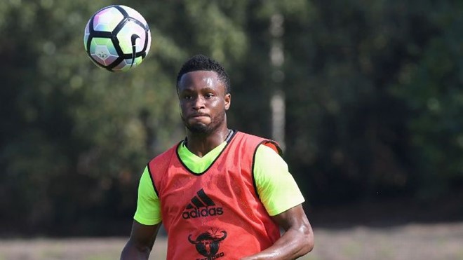 19. John Obi Mikel: Theo chân đồng đội Oscar, tiền vệ người Nigeria cũng chuyển sang Trung Quốc để khoác áo CLB Tianjin TEDA.