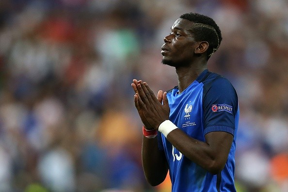 Hồi Euro 2016, Paul Pogba sử dụng kiểu tóc này. Ảnh: Getty Images.