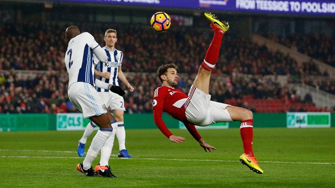 Middlesbrough 1-1 West Brom: Cristhian Stuani của Boro thực hiện pha "xe đạp chổng ngược".