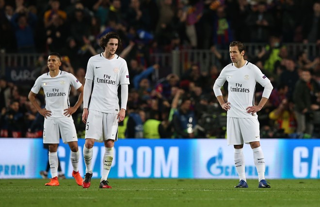 PSG không hiểu điều gì đang xảy ra trên sân Nou Camp.