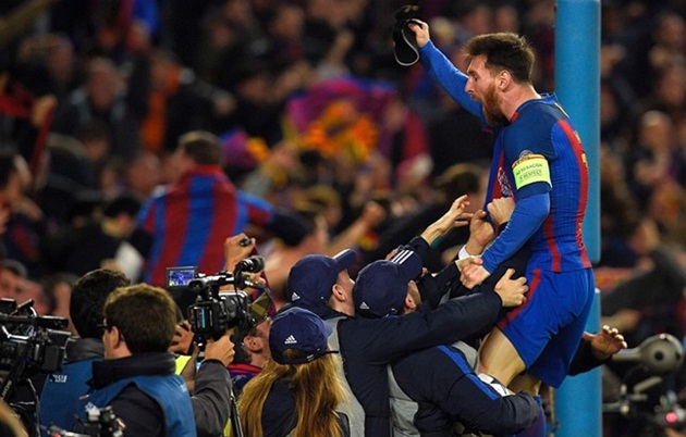 Với Barca, bóng đá tuyệt vời hơn bất cứ điều gì khác.