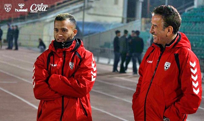 Faysal không tập luyện cùng đồng đội trong thời gian ở Tajikistan.